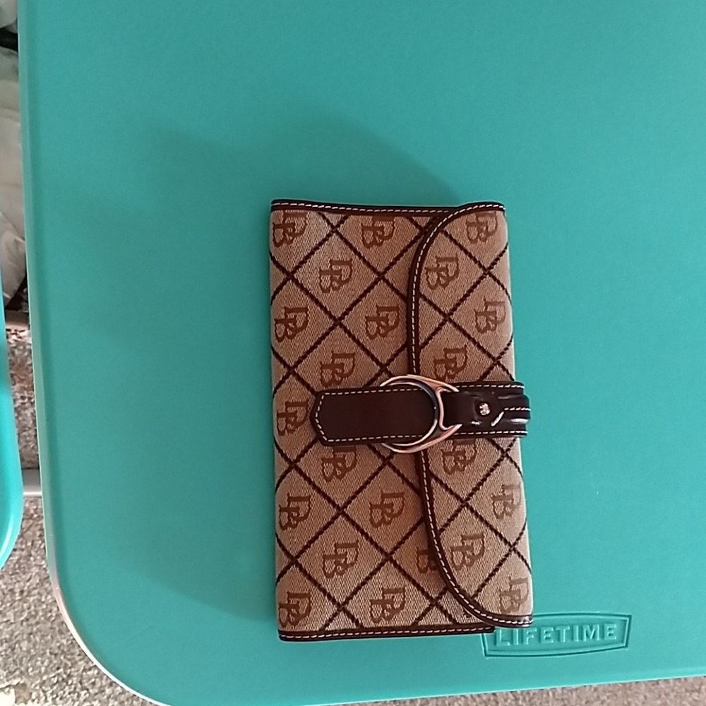 Dooney Burke wallet